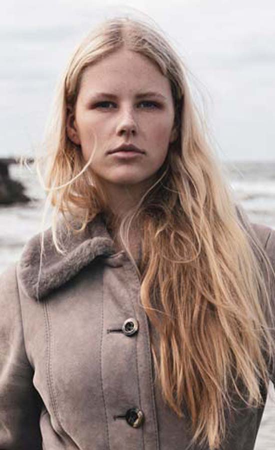 Savine de Wit<br /><span class="model-data-overview">EU 178cm | US 5′ 10.5”</span>