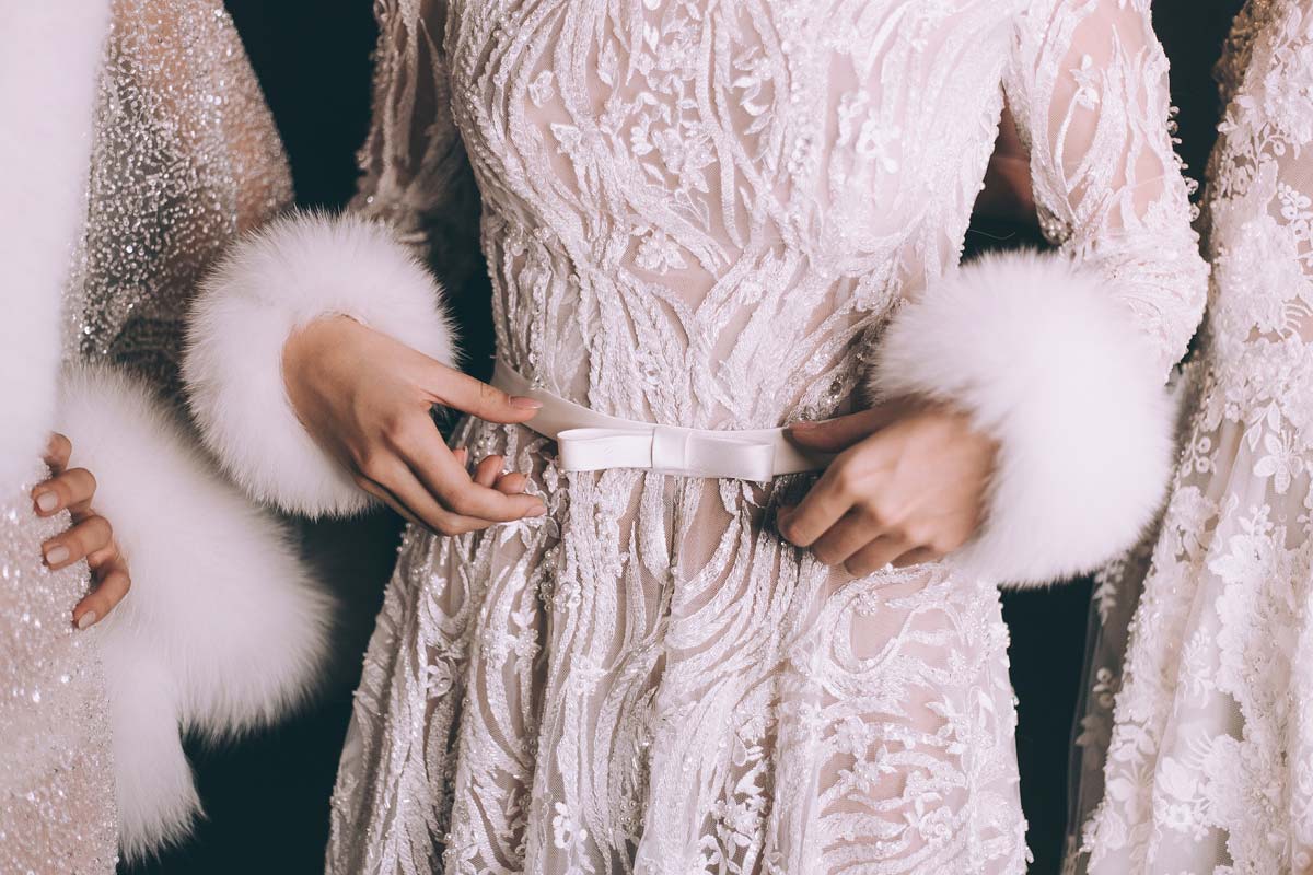 Fashion Week-Termine-Winter-Weiß-Kleid-Mode-Marke-Designer-Show